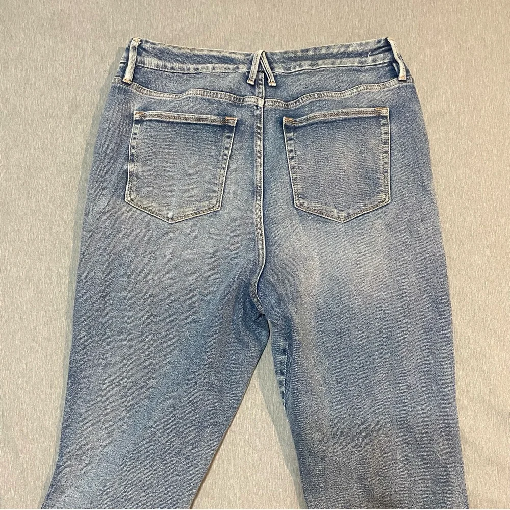 Good American Good Curve Straight Fray Hem Jeans Size 16 Medium Blue High Rise - Picture 6 of 14